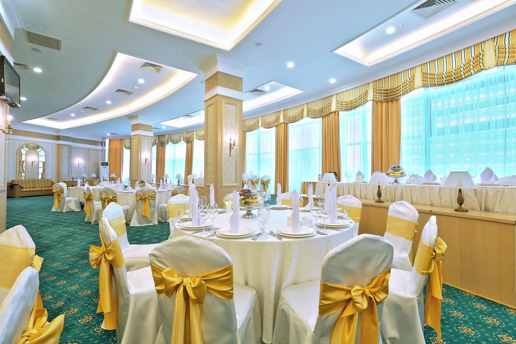 Diplomat Hotel By Ag Hotels Group Astana Exteriör bild
