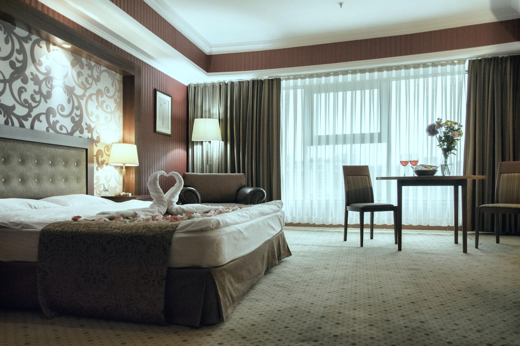 Diplomat Hotel By Ag Hotels Group Astana Exteriör bild